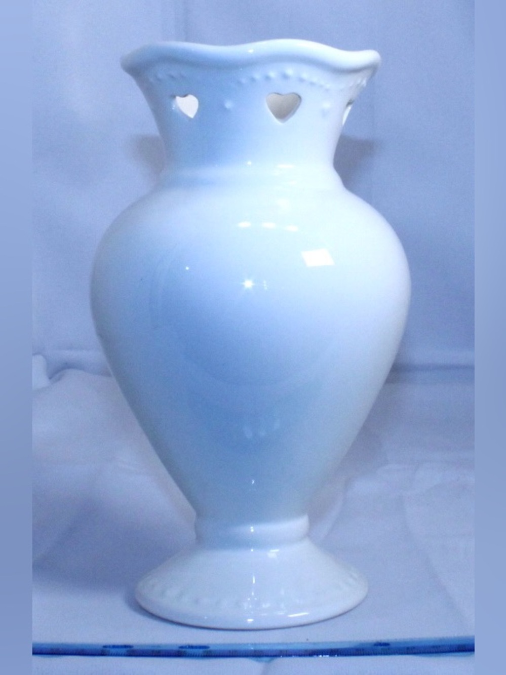 Classic White Ceramic Heart Accent Vase